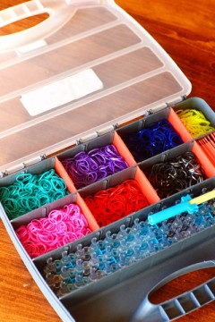 rainbow loom storage