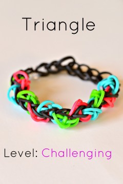 triangle rainbow loom